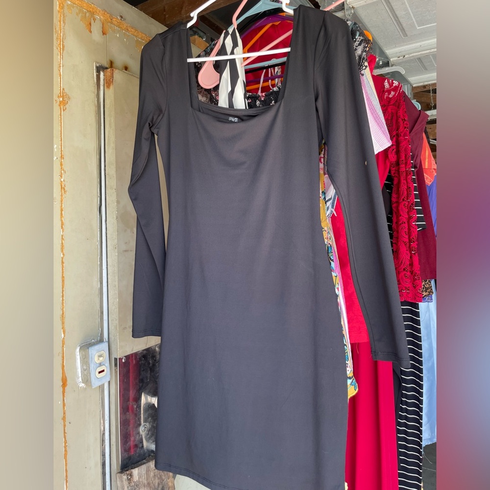 Elegant Black Long Sleeve Dress